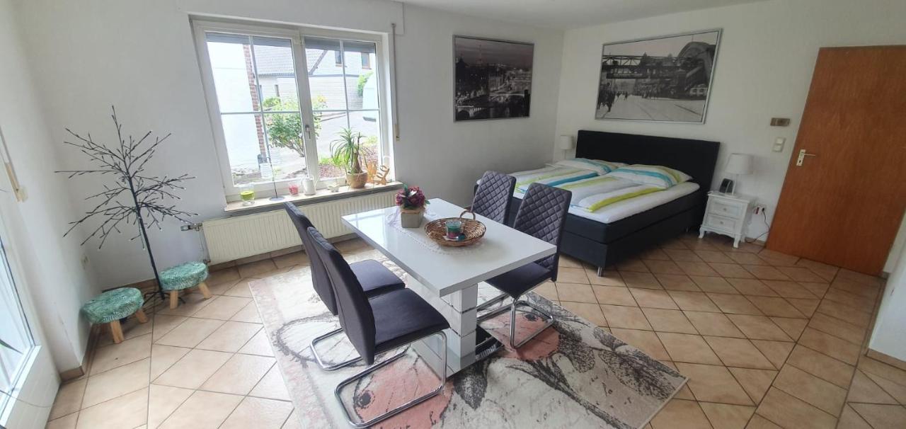 Chrissi Und Micha Apartment Remscheid Ngoại thất bức ảnh